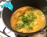 A picture of step 4 of 5 Ingredients DinnerCrab&Corn soup.