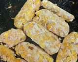 Hình bước làm 3 của món Đậu non, tempeh chiên sốt nấm kim châm