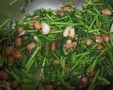 A picture of step 5 of Khandeshi Mirchicha Thecha (Hot and Spicy).