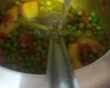 A picture of step 2 of Aloo matar ki sabji.