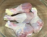 Sült csirkecombok paradicsomos risottoval recept fázis 1 fotója