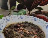 A picture of step 8 of Sarson da saag te makke di roti.