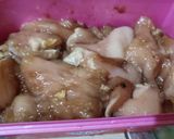 Foto langkah ke 1 dari resep Chicken Katsu Brown Sauce.