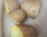 A picture of step 1 of Mashed potatoes.