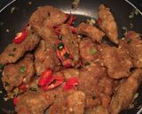 Foto langkah ke 5 dari resep Ayam goreng crispy bawang cabe.