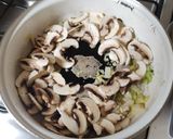 Foto del paso 4 de la receta: Crema de champiñones de Victor UTVCO