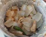 A picture of step 2 of Amritsari Ajwaini Matar Paneer.