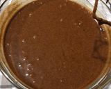Foto del passaggio 4 della ricetta Ciambella autunnale cachi-ciock 🍑🍫