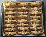 Teljeskiörlésű sonkás kifli recept fázis 5 fotója