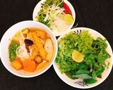 A picture of step 4 of Vegetarian Bún Huế.