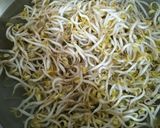 Foto langkah ke 3 dari resep Soto Ayam Instan Mommylicious.