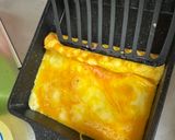 A picture of step 4 of Japanese Egg Flower Sushi.