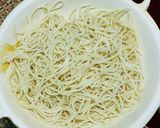 A picture of step 4 of Noodles Frankie.