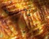 A picture of step 4 of Haggies Dauphinois.