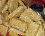 Foto langkah ke 1 dari resep Tempe Crispy Saos Mentega.