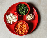 A picture of step 2 of Veg pulao.