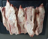 Foto del paso 1 de la receta: Manitas de cerdo