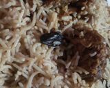 A picture of step 5 of Awadhi pulao or famous yakhni pulao.