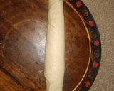A picture of step 4 of Simple paratha.