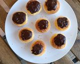 Foto del paso 9 de la receta: Mini Bizcochitos de Naranja con Cobertura de Chocolate