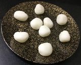 A picture of step 1 of Lychee Chocolate rasgulla.