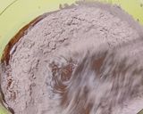 Foto langkah ke 5 dari resep Cokelat Mochi Cake.