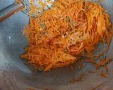 A picture of step 2 of Instant Gajar Ka Halwa.