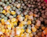 Foto del paso 1 de la receta: Revuelto de arvejas multicolor 🫛 🌈 recetita de fondo de despensa 🥫