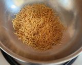 A picture of step 1 of Vermicelli kheer.
