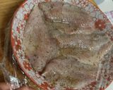 Foto langkah ke 3 dari resep Ikan panggang teflon.