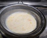 Hình bước làm 3 của món Nhân trứng sữa cho bánh su hoặc bánh mì