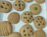 A picture of step 1 of Whole wheat flour biscuits.