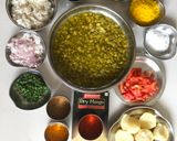 A picture of step 2 of Ragada  Pattice.