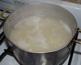 Foto del paso 1 de la receta: Guiso rápido de latas con arroz, papa y salchichas