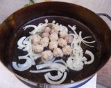 Foto del paso 5 de la receta: Albóndigas cocinadas al disco: 2 variantes con puré a las 3 pimientas