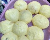 Foto langkah ke 6 dari resep Donat kentang isi coklat.