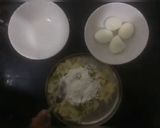 A picture of step 2 of Egg scotch.