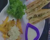 A picture of step 4 of Malaiboti sandwich.
