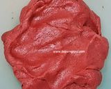 A picture of step 4 of Red Velvet Cookies with glace icing.