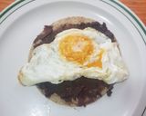 Foto del paso 3 de la receta: Huevo ranchero bañado con nopalitos en salsa verde