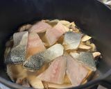 A picture of step 2 of Martini sea bass miso soup 🥣.