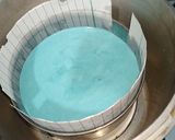 A picture of step 3 of Sponge cake.
