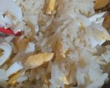 Foto del paso 1 de la receta: Arroz saborizado con huevo y pollo al horno