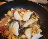 Foto langkah ke 1 dari resep Tumis Daging Saos Tomat dan Wortel.