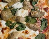 A picture of step 3 of Artichoke Spinach Pizza.