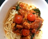 A picture of step 4 of My Medditeranean Tasting Chicken with Spaghetti. 😅.