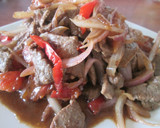 Foto del paso 2 de la receta: Lomo saltado