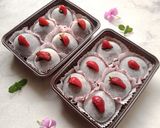 Foto langkah ke 10 dari resep Double Choco Mochi Strawberry.