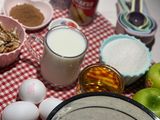 کیک سیب گردو با عطر دارچین