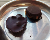 Foto del paso 4 de la receta: Bombones o rocas de chocolate sin azúcar